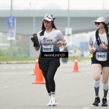 Runner Photo 7283996