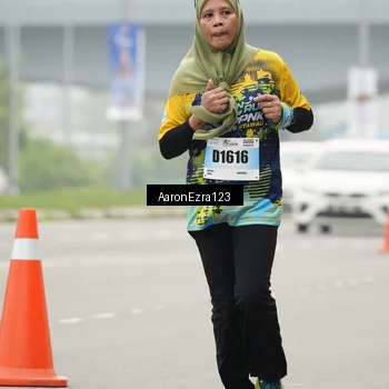 Runner Photo 7284012