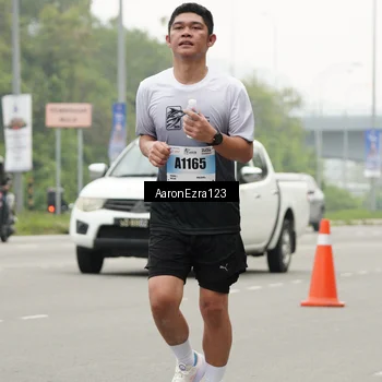 Runner Photo 7284100