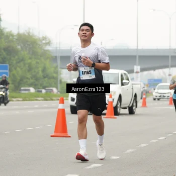 Runner Photo 7284104