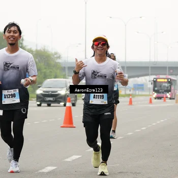 Runner Photo 7284133