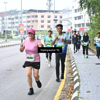 Runner Photo 7284215
