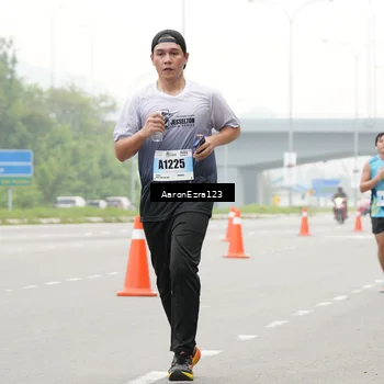 Runner Photo 7284238