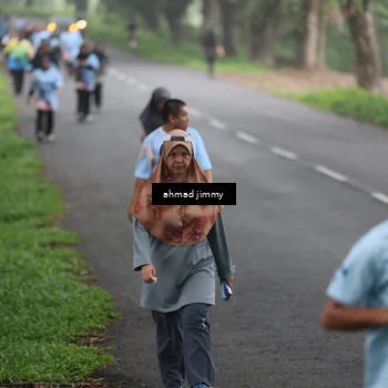 Runner Photo 7284368