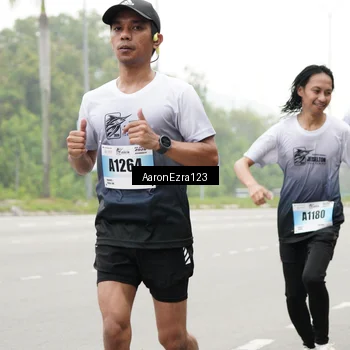 Runner Photo 7284435