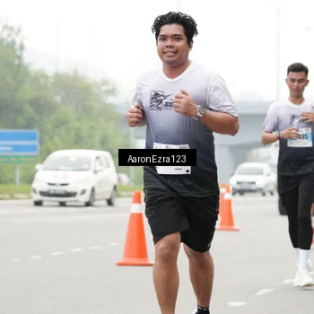 Runner Photo 7284478
