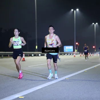 Runner Photo 7284799