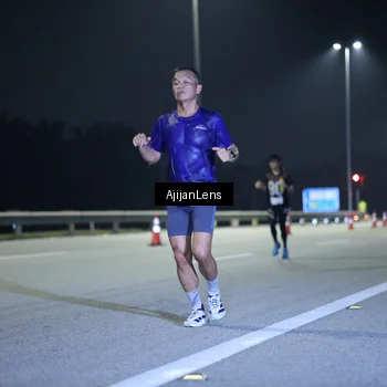 Runner Photo 7285391