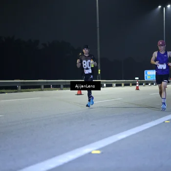 Runner Photo 7285402