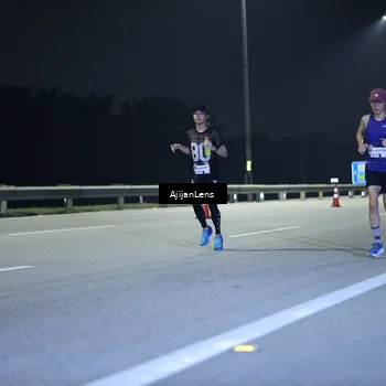 Runner Photo 7285418