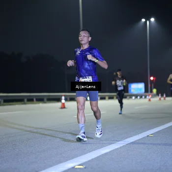 Runner Photo 7285471