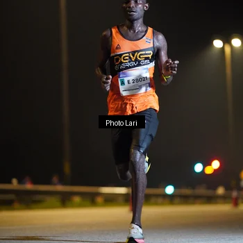 Runner Photo 7285638