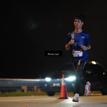 Runner Photo 7285849