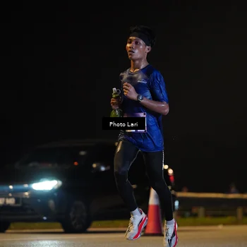 Runner Photo 7285851