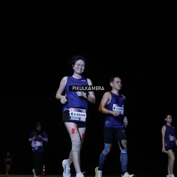 Runner Photo 7285908