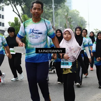 Runner Photo 7286104