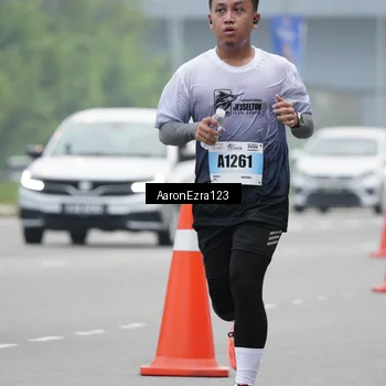 Runner Photo 7286474