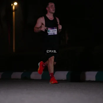 Runner Photo 7287342
