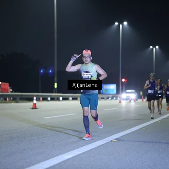 Runner Photo 7287851