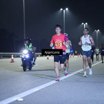 Runner Photo 7288535