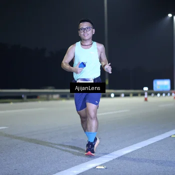 Runner Photo 7288843