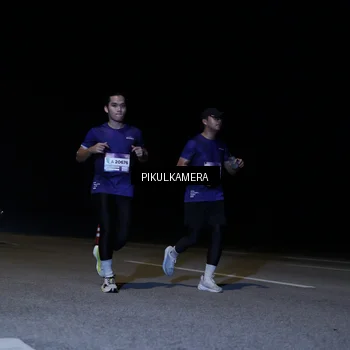 Runner Photo 7289780