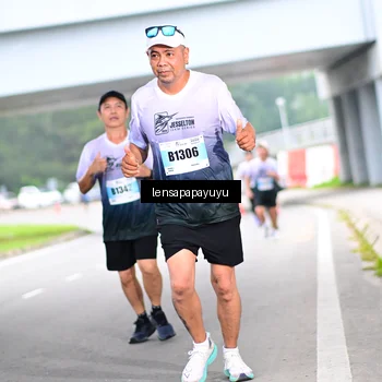 Runner Photo 7289788