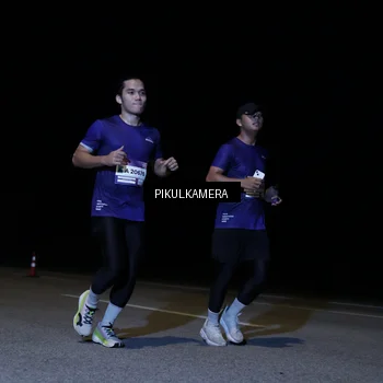 Runner Photo 7289878