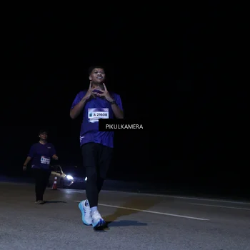 Runner Photo 7289945