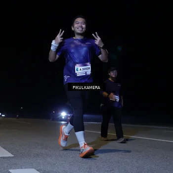 Runner Photo 7289980