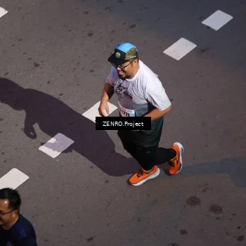 Runner Photo 7289981