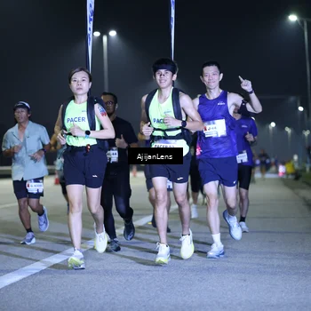 Runner Photo 7290010