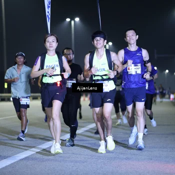 Runner Photo 7290023