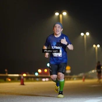 Runner Photo 7290084