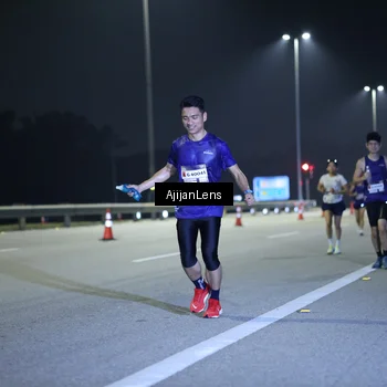 Runner Photo 7290140