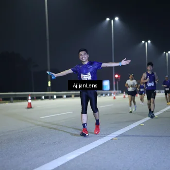 Runner Photo 7290143