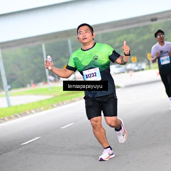 Runner Photo 7290198