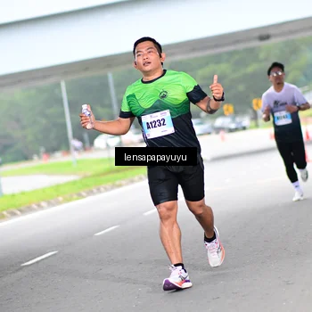 Runner Photo 7290204