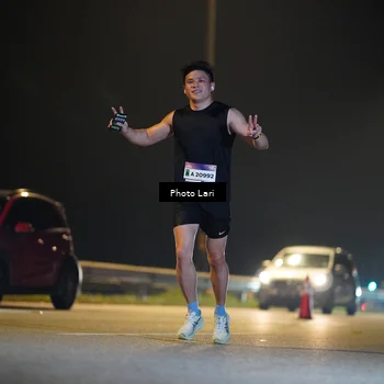 Runner Photo 7290235