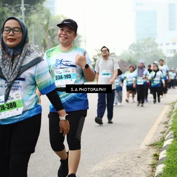 Runner Photo 7290241