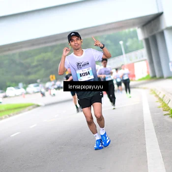 Runner Photo 7290351