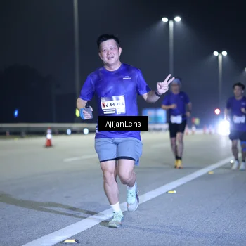 Runner Photo 7290369