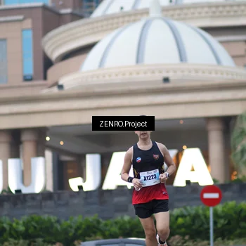 Runner Photo 7290411