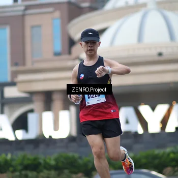 Runner Photo 7290417
