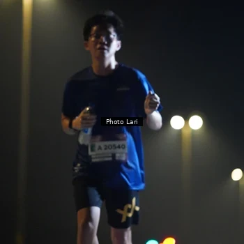 Runner Photo 7290464
