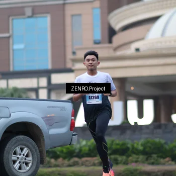 Runner Photo 7290495