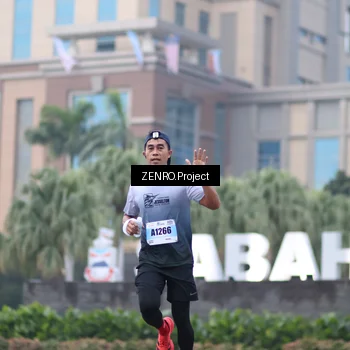 Runner Photo 7290549