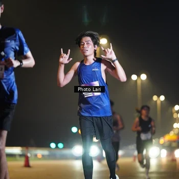 Runner Photo 7290615