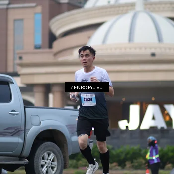 Runner Photo 7290703