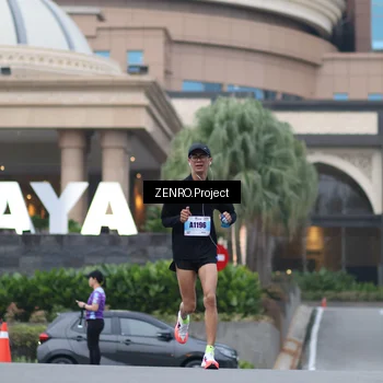 Runner Photo 7290770